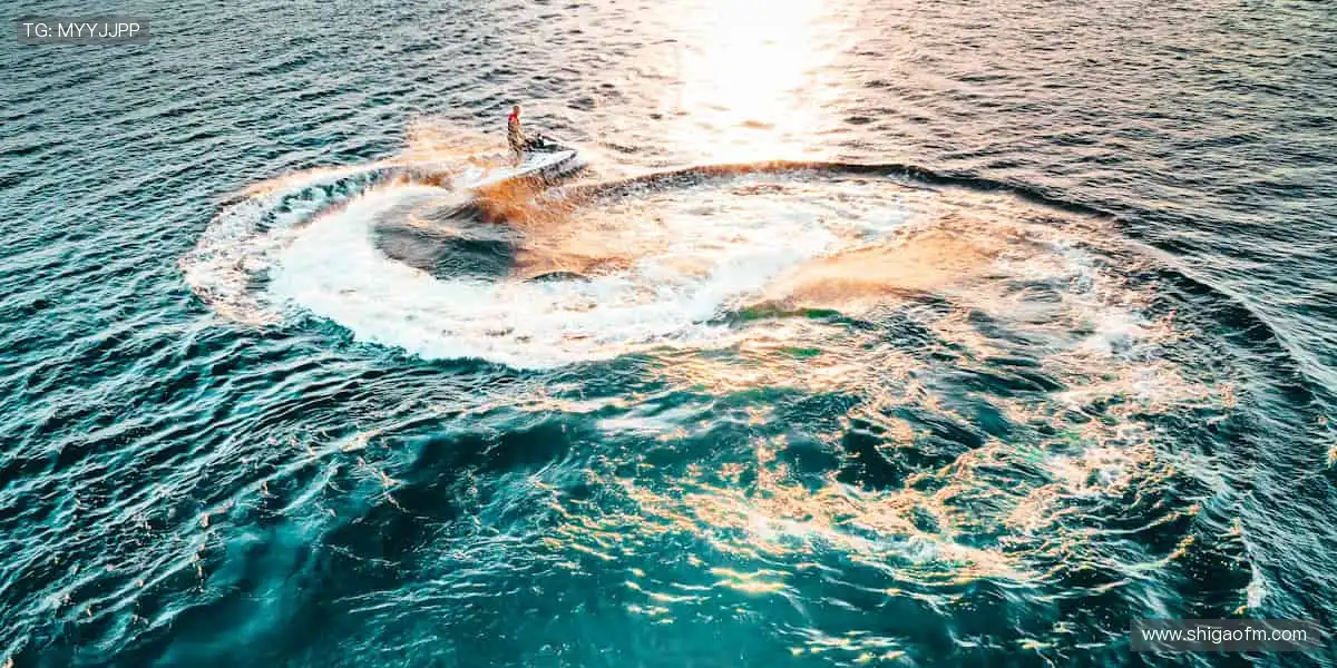 从训练场到直播间,我们与你同在!🏟️📱